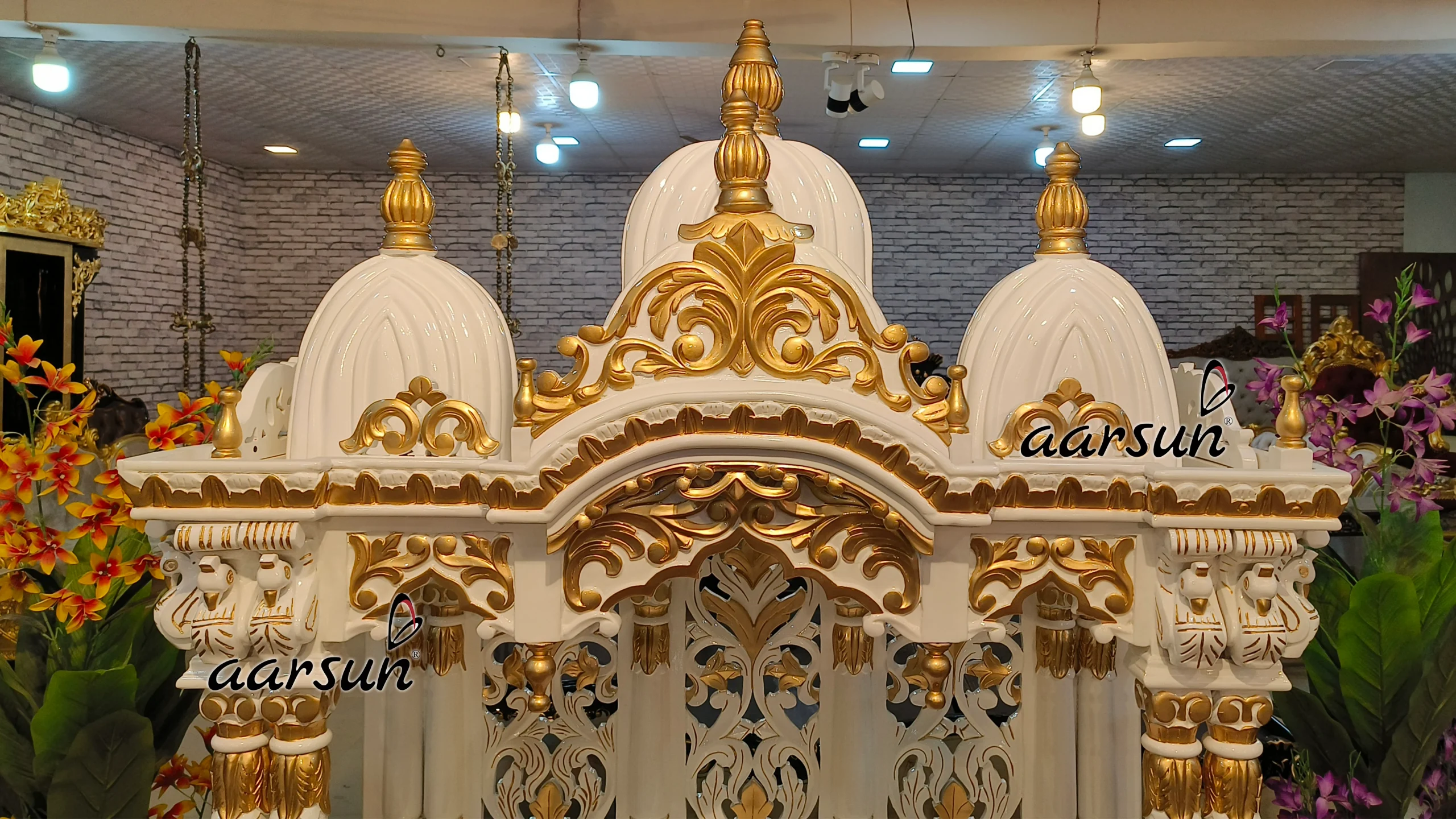 Luxurious White Temple in Teak View 7