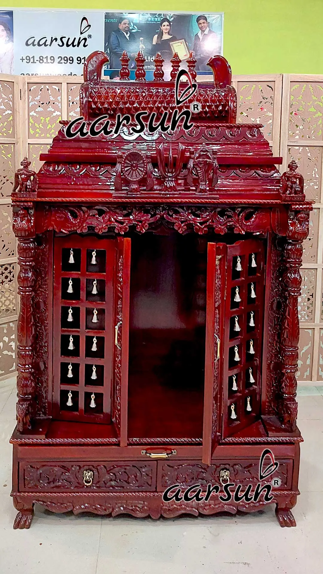 Premium Ashta lakshmi Shanku Chakra Mandir YT-644 View 6