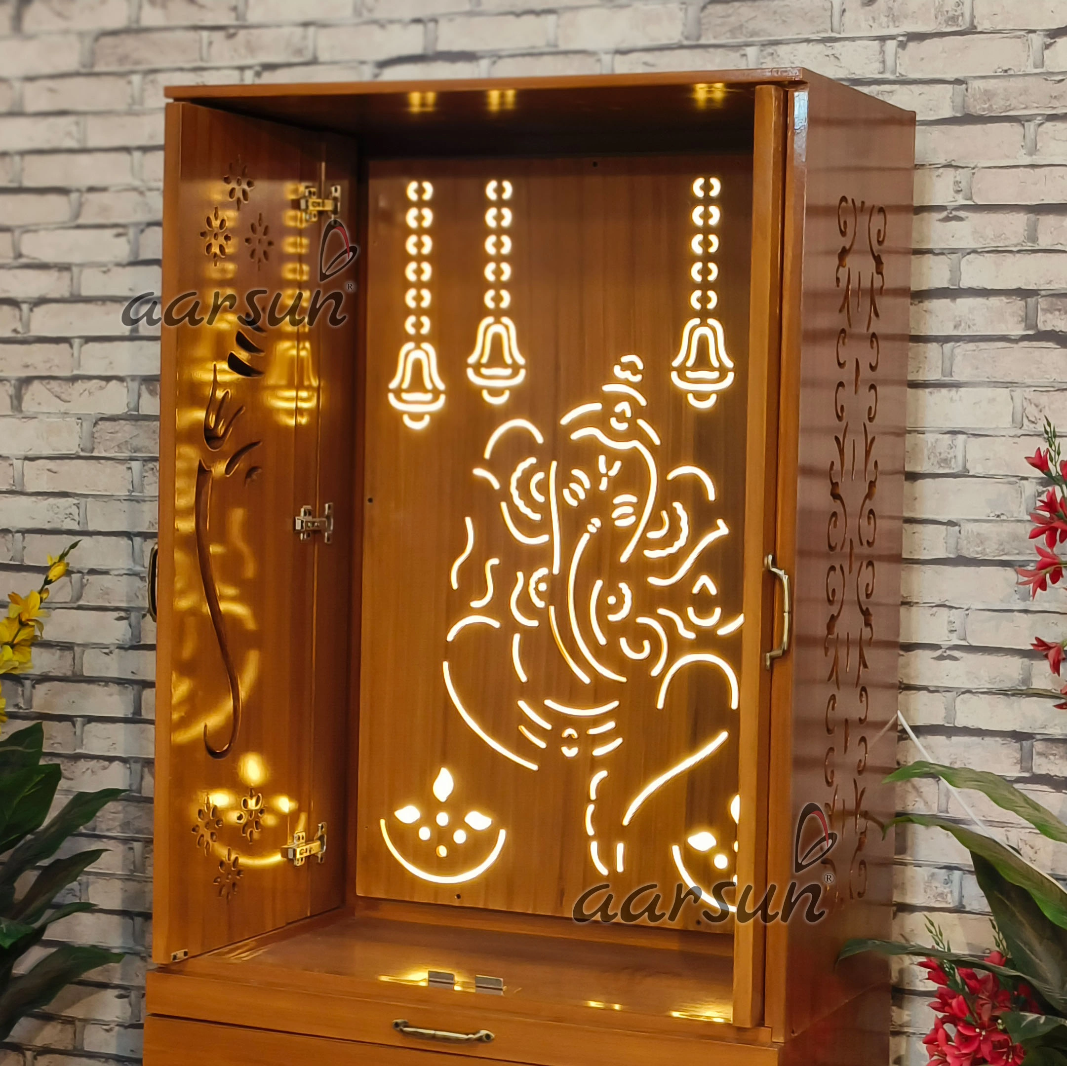 Space-Saving Modern Pocket Door Temple Design View 9